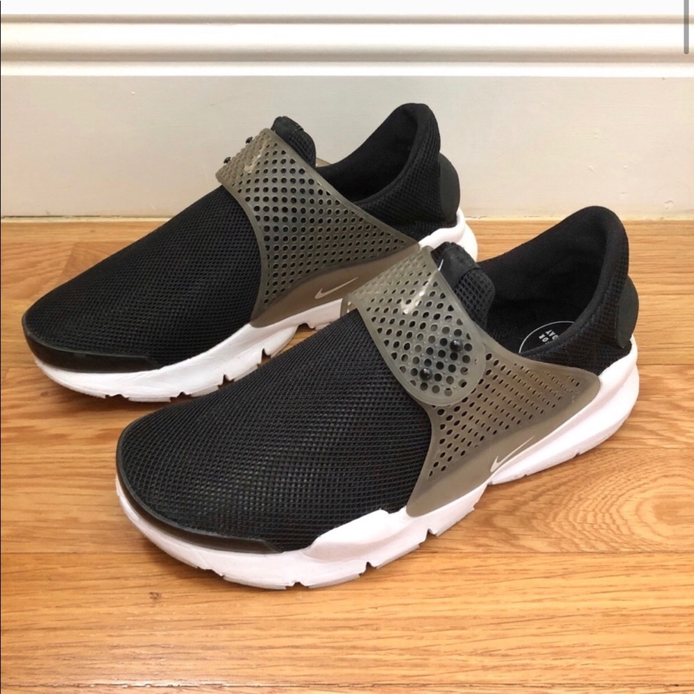 Nike Sock Darts Black Neutral size 7